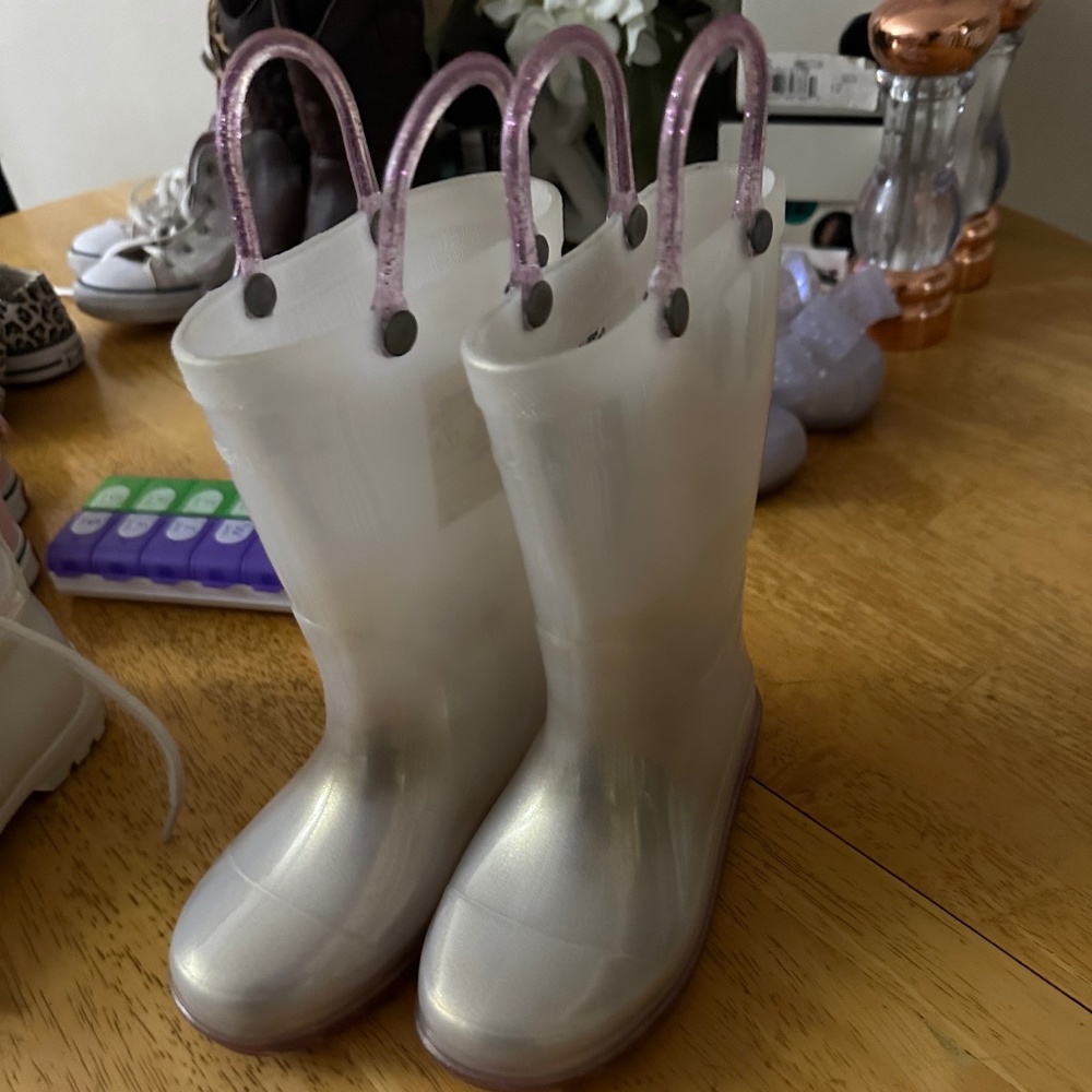 Western chief rain boots